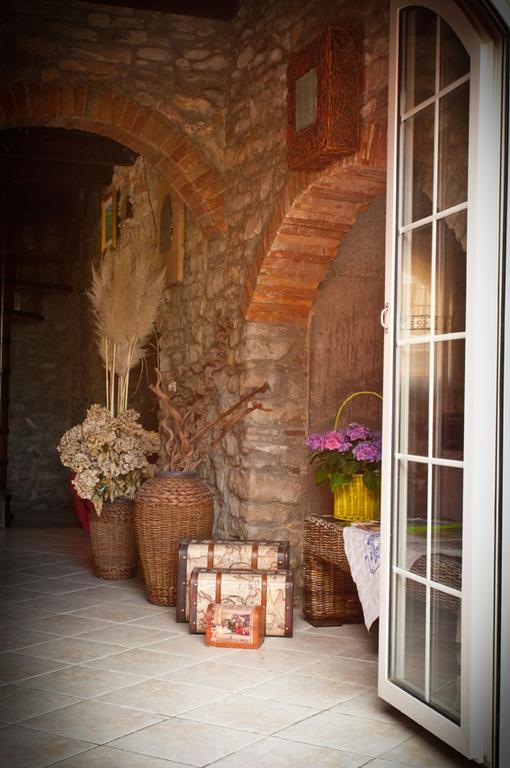 Hostal Il Borgo Antico Montefiore Conca Exterior foto