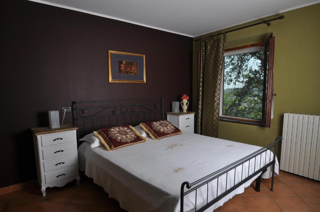 Hostal Il Borgo Antico Montefiore Conca Habitación foto